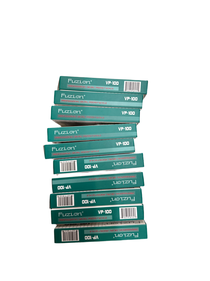 1 353 F UZION V P-100 D IGITAL S CALE 1 00G X  0 .01G