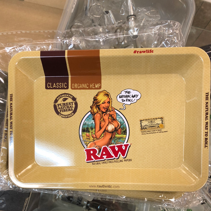 R aw T ray G irl M ini 1 80x125x22mm