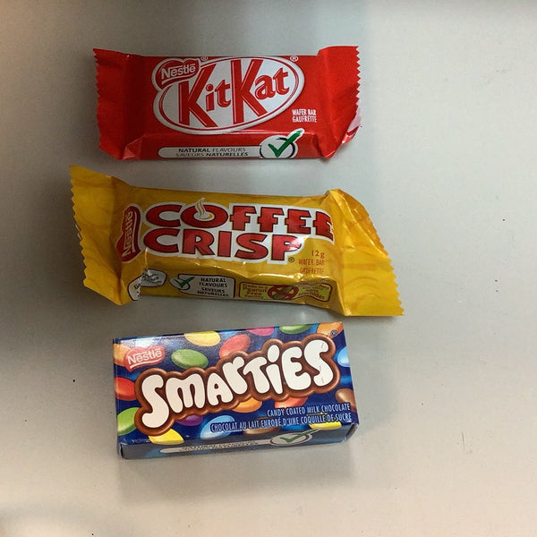 S mall K itKat . coffee c risp,smart t ies